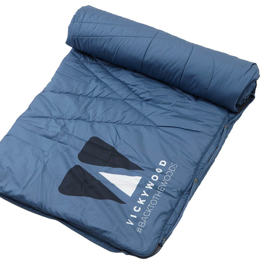 VOITED x VICKYWOOD Fleece Decke MOUNTAIN BLUE