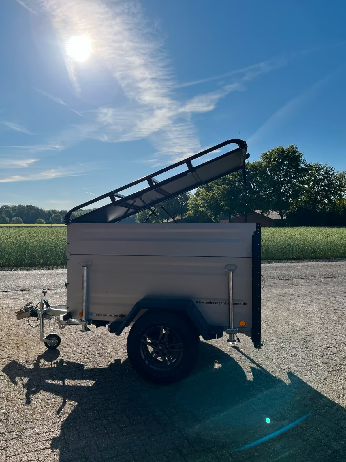 Dachzelt-/Offroad Anhänger KT-EB2 Plus – RoofBase