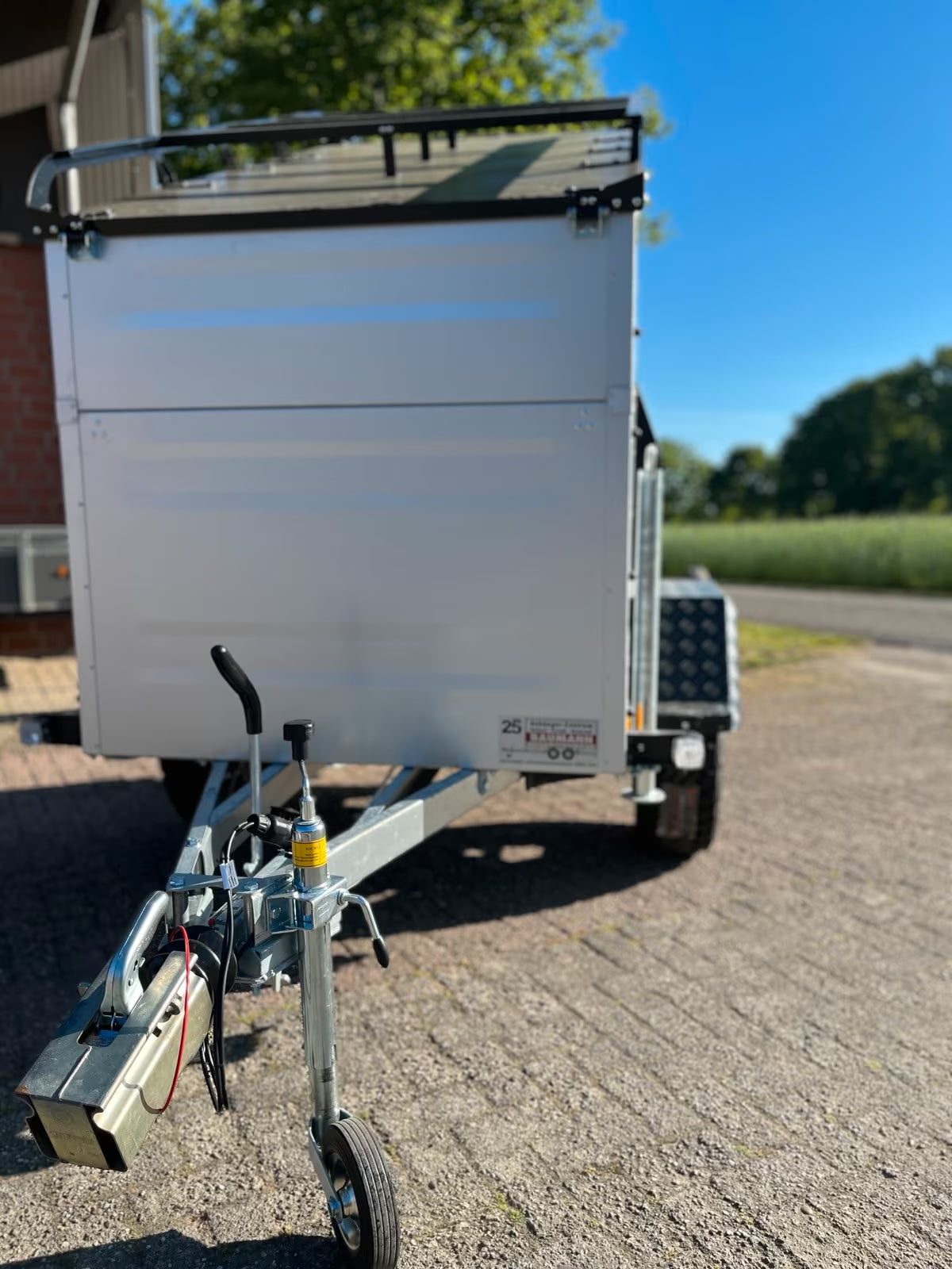 Dachzelt-/Offroad Anhänger KT-EB2 Plus – RoofBase
